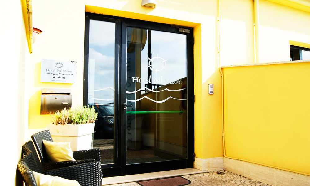 Hotel Del Mare Fiumicino Airport Exterior photo